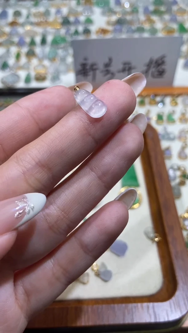 吊坠(不含链)18K金镶嵌翡翠11111111