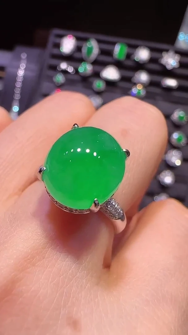 【闪购商品】翡翠戒指18K金镶嵌戒指