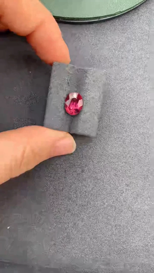 【闪购商品】碧玺裸石未镶嵌2.4ct粉碧玺