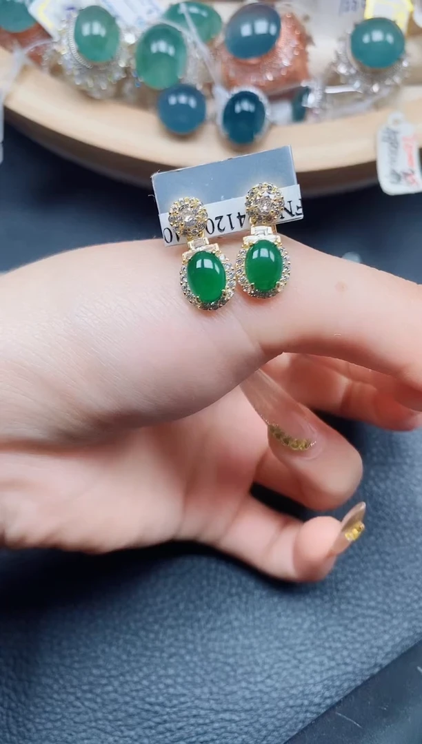 【闪购商品】翡翠耳饰银S925镶嵌翡翠