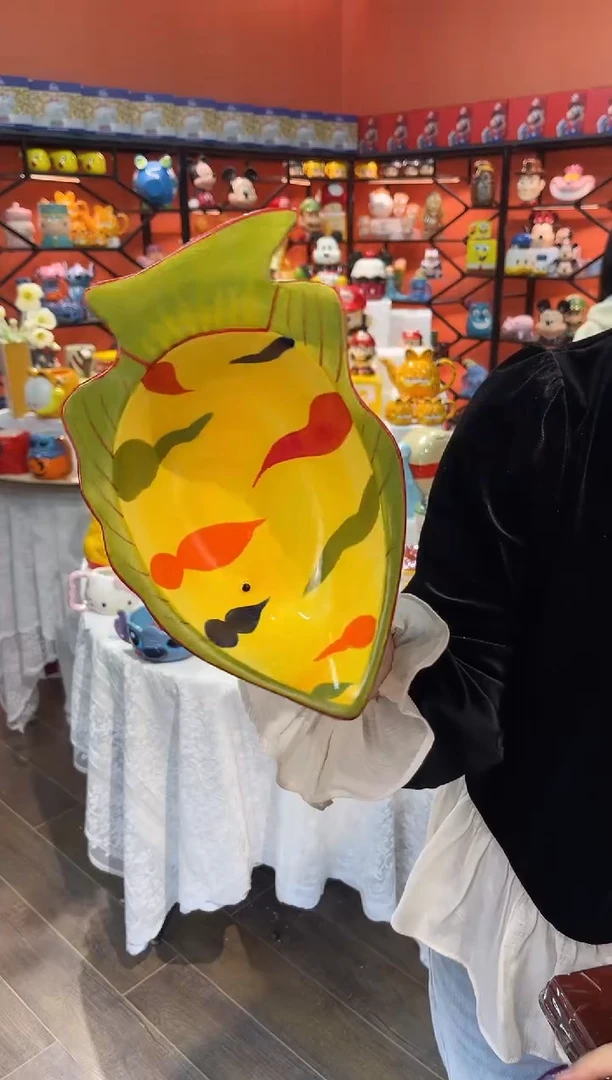 瓷片@@绿色小鱼陶瓷意面盘