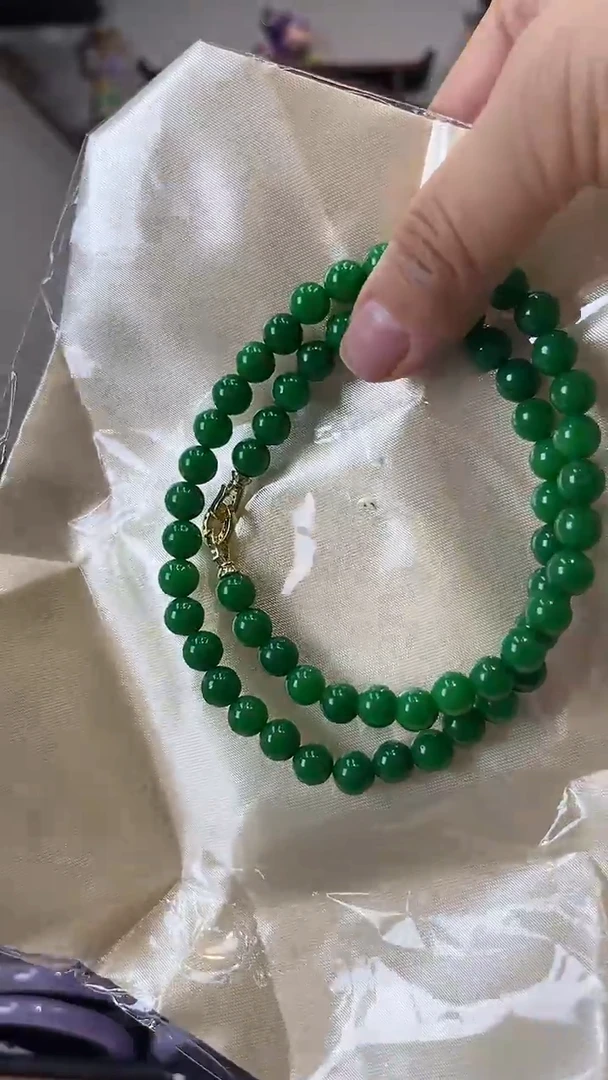 【闪购商品】翡翠颈饰未镶嵌a2 辣阳绿项链 卡8mm