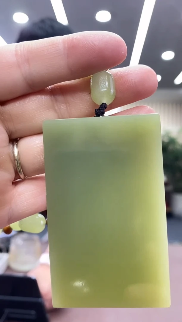 精析.木.绿吊坠项链