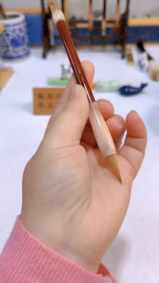 科檀粉斗黄狼寸楷毛笔1支