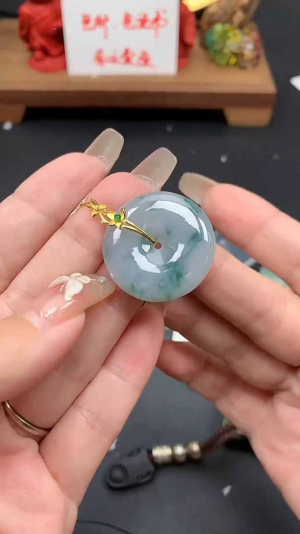 【闪购商品】翡翠吊坠(不含链)18K金镶嵌MS152854