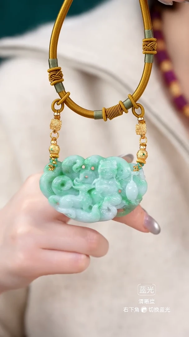 颈饰未镶嵌翡翠吊坠8