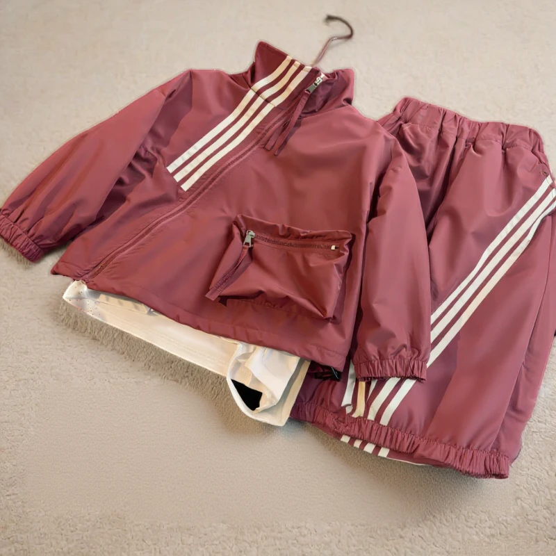 2025潮款男童秋冬装：中小童运动系列加厚冲锋衣两件套，