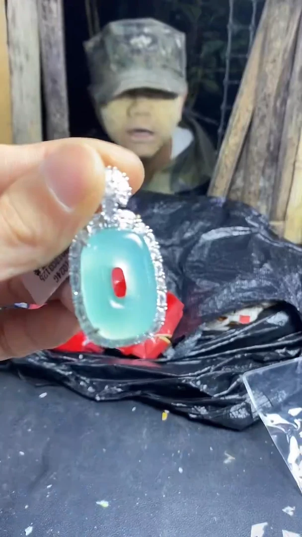 满色吊坠 所见即所得！