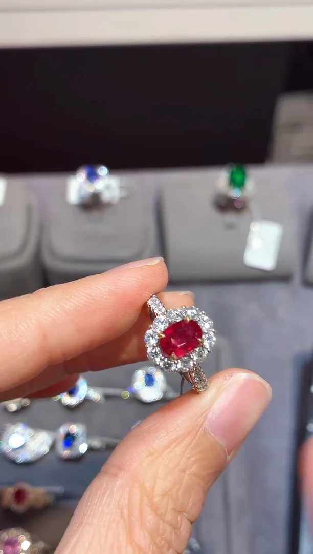 18K金镶嵌戒指红宝石老*灰【闪购】1.04ct/同步展会价/无烧鸽血红