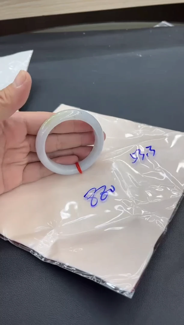 未镶嵌手镯翡翠翡翠手镯