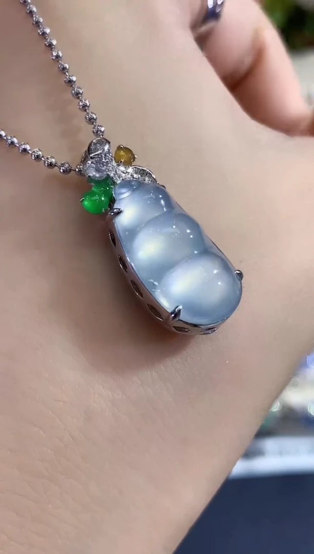 吊坠(不含链)18K金镶嵌翡翠B123