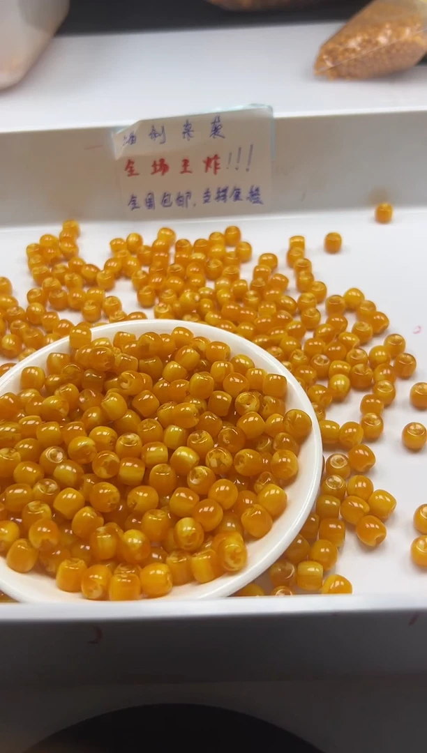 未镶嵌颈饰蜜蜡w2589鸡油黄蜜蜡直切老型8*6mm*20颗