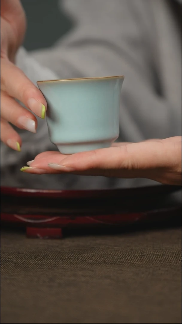 钟式杯 带底款 单只 颜色随机