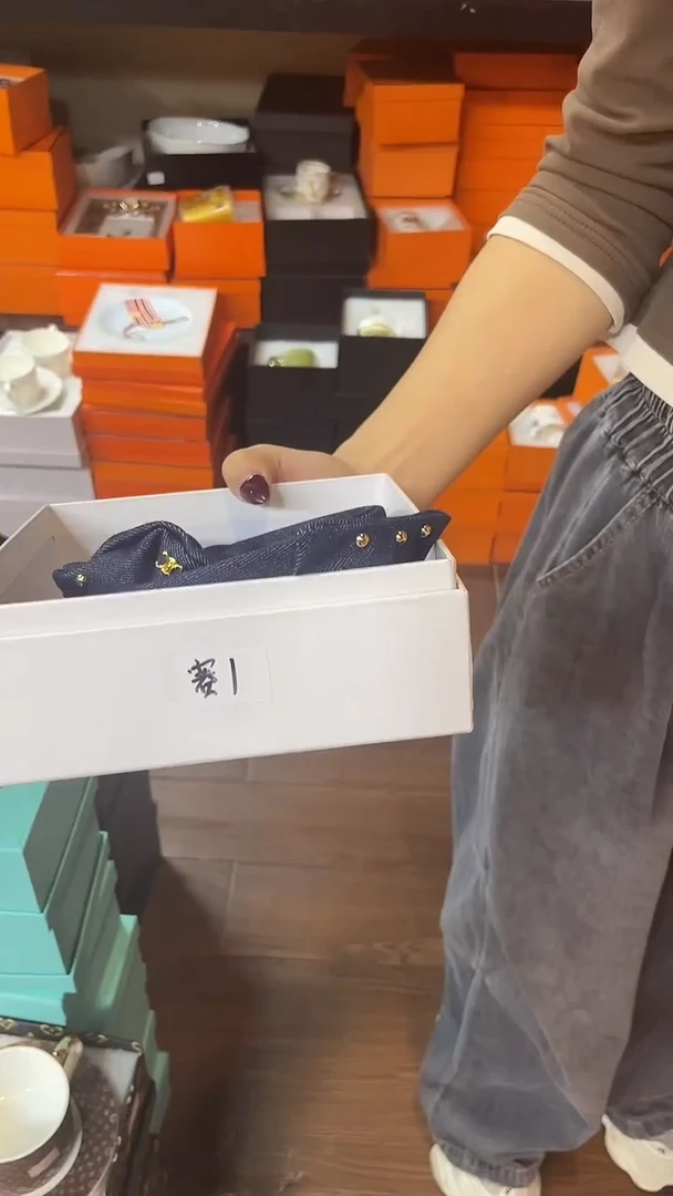 杯鸿辉家品牌瓷器，京东包邮！