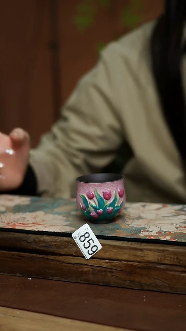 福利！！设计师系列 手绘郁金香