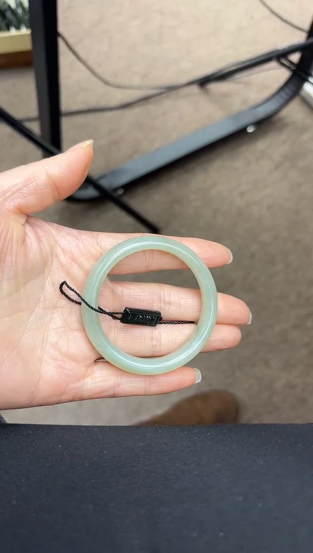 未镶嵌手镯和田玉C-17(51MM)