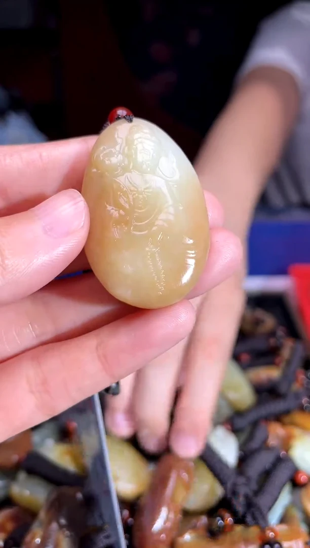 和田玉未镶嵌挂件1