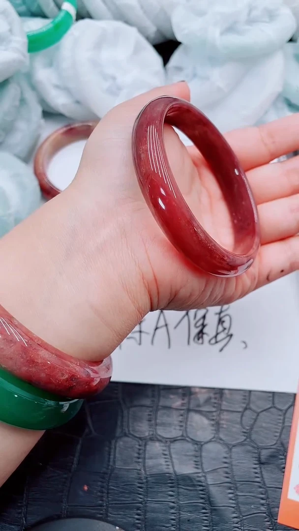 【闪购商品】石英质玉手镯未镶嵌S76-62-63