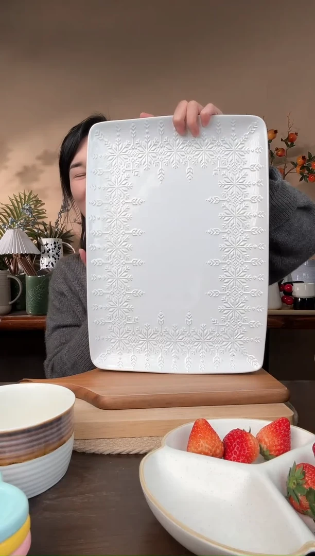 【闪购商品】瓷片16英寸浮雕大长方盘微瑕