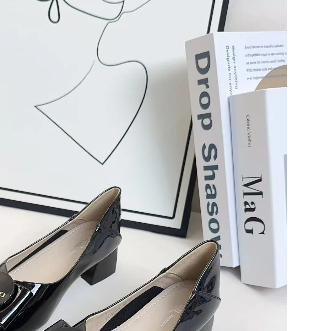 w6818-1粗跟单鞋女低跟百搭圆头一脚蹬休闲时装女鞋子