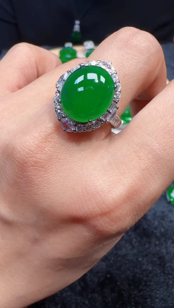 未镶嵌定制翡翠翡翠戒指83