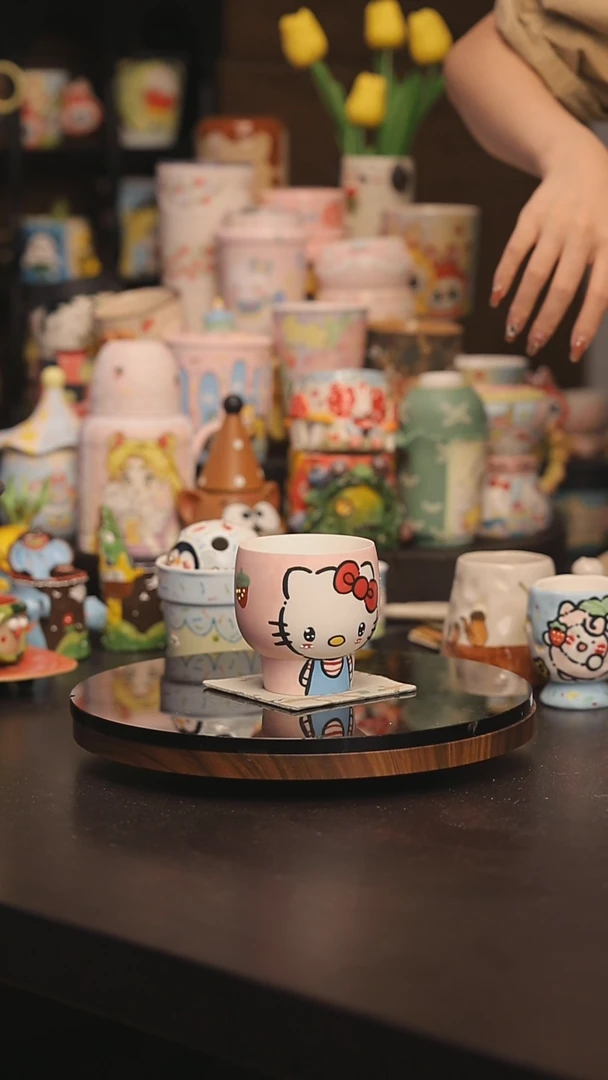 景德镇釉下彩绘设计师款式陶瓷