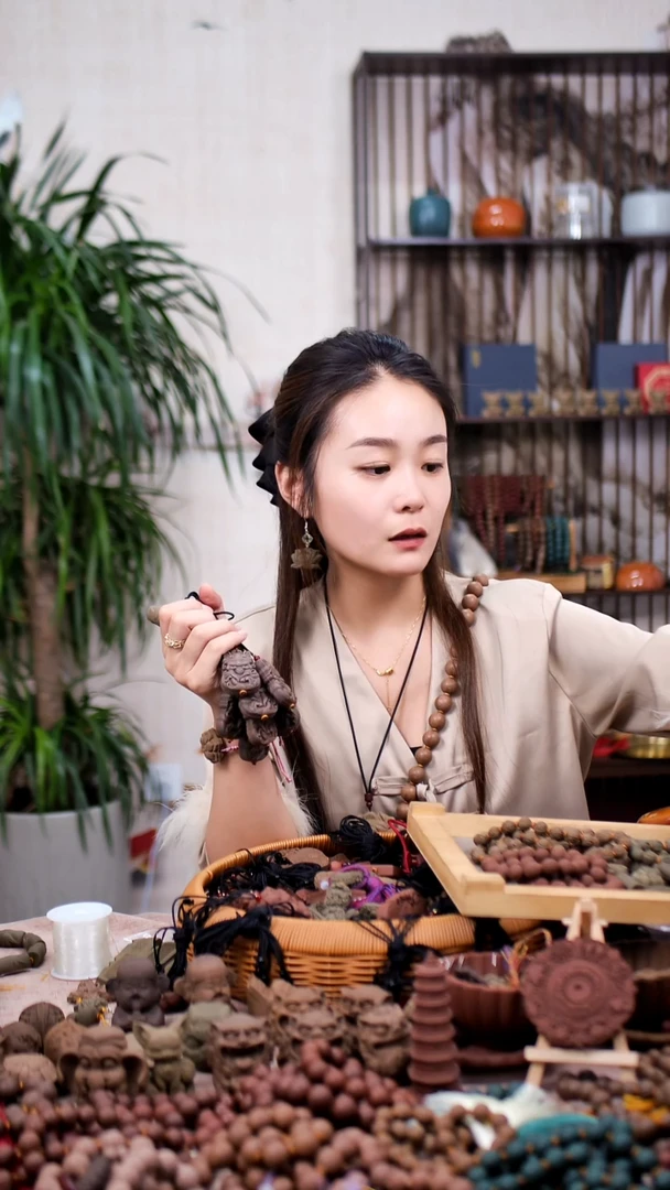 木玫瑰香放立狐牌