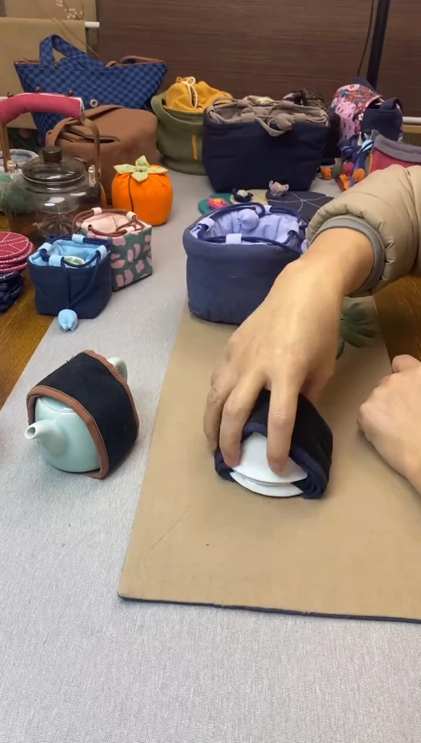 蓝色斗金大号+咖色壶条+蓝色盖碗条