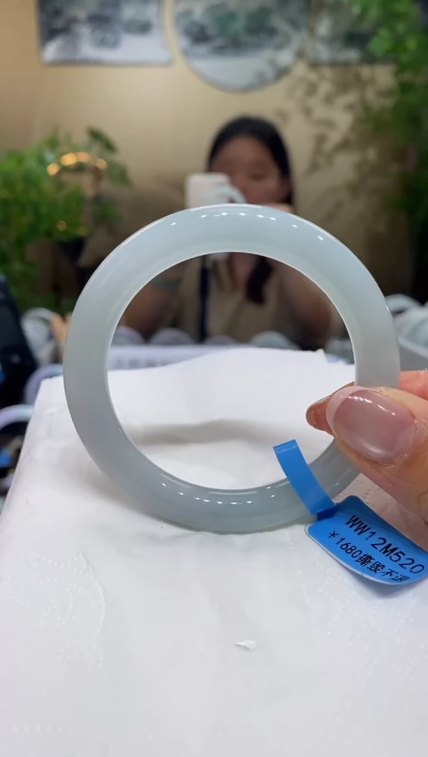 【闪购商品】翡翠手镯未镶嵌翡翠