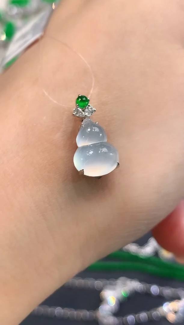 吊坠(不含链)18K金镶嵌翡翠a24-定制