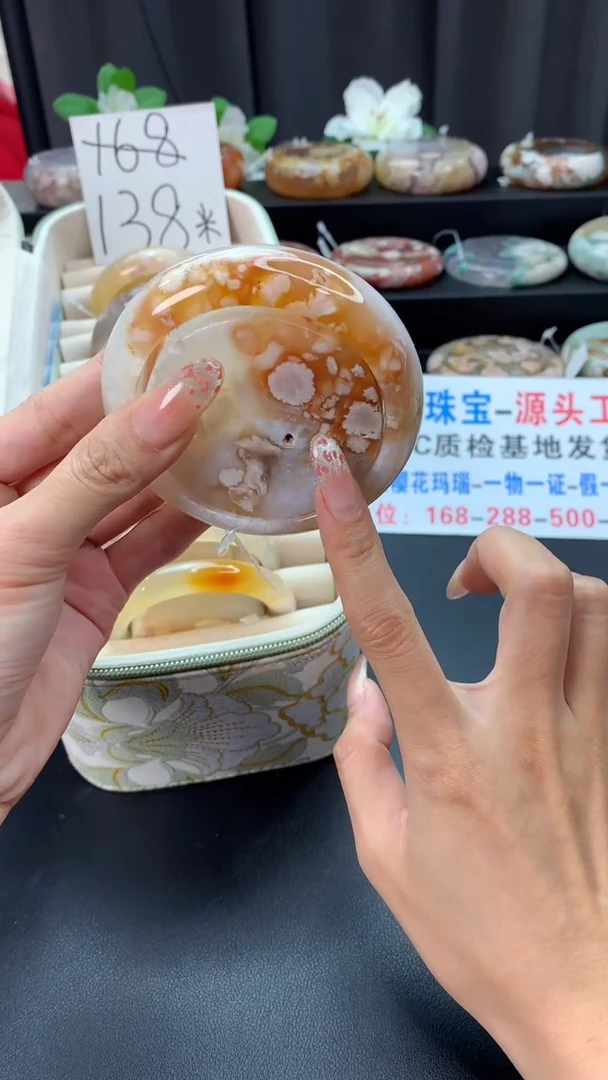 未镶嵌手镯石英质玉（60圈口）赠送镯心