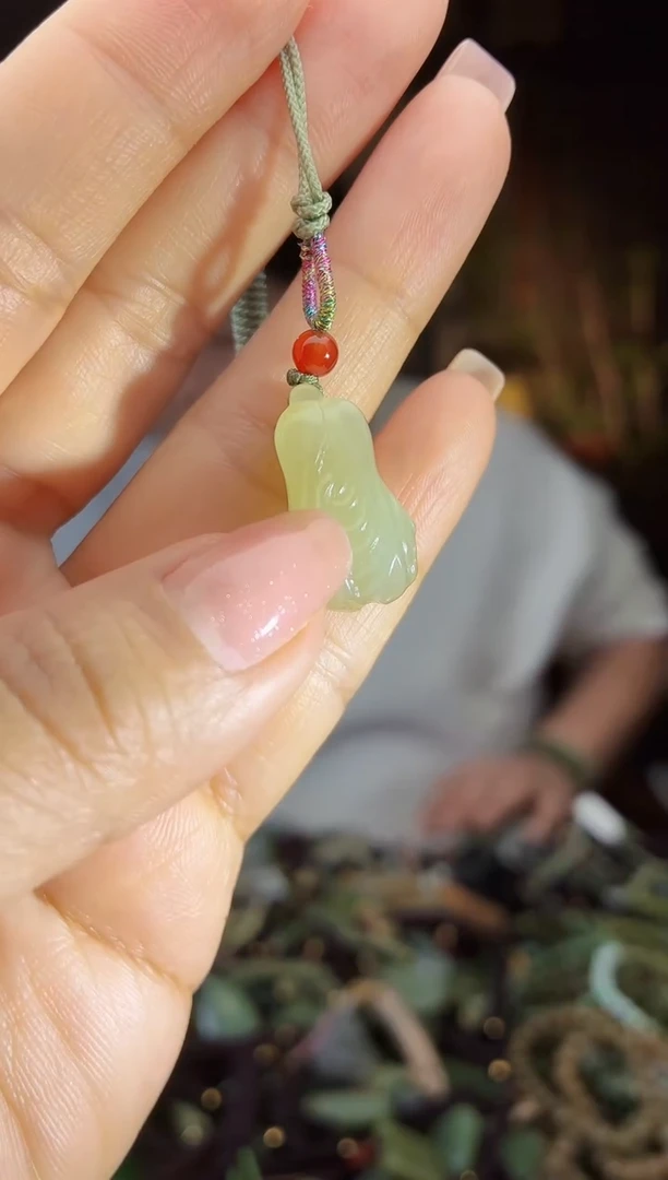 颈饰未镶嵌和田玉多样性发货拍一发一