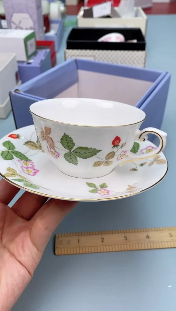 瓷片瓷片开播，全场浮力