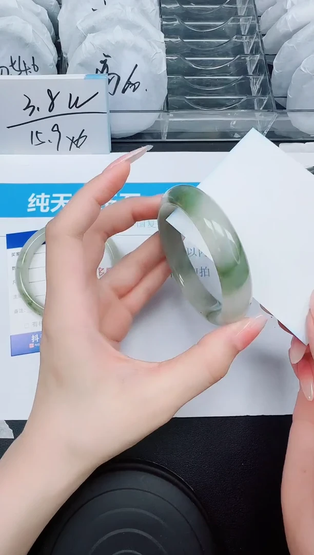 石英质玉手镯未镶嵌135  60