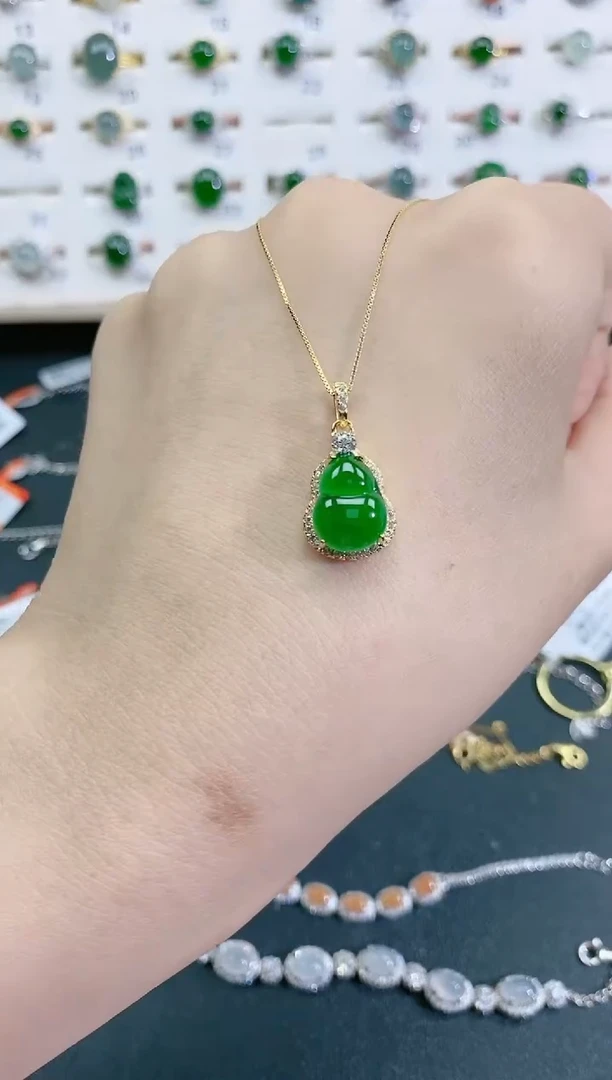 翡翠银S925镶嵌颈饰天然翡翠