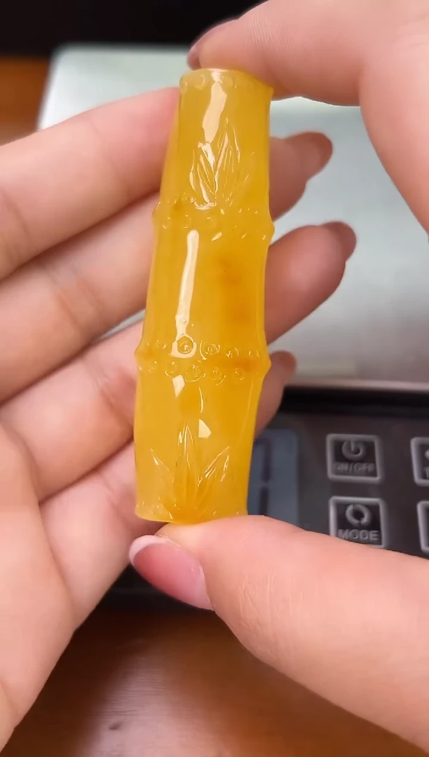 未镶嵌蜜蜡裸石琥珀蜜蜡吊坠