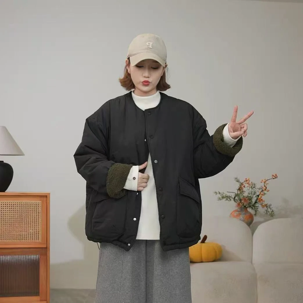 西西    圆领羊羔毛拼接显瘦撞色宽松棉服外套