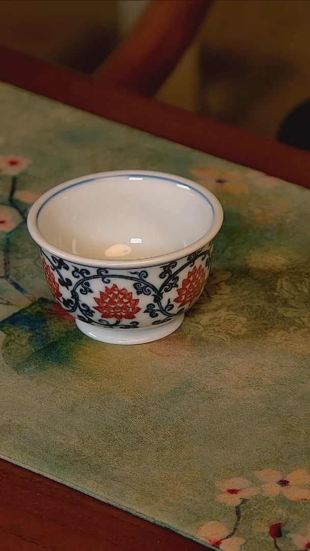 杯手工手绘杯杯很美丽
