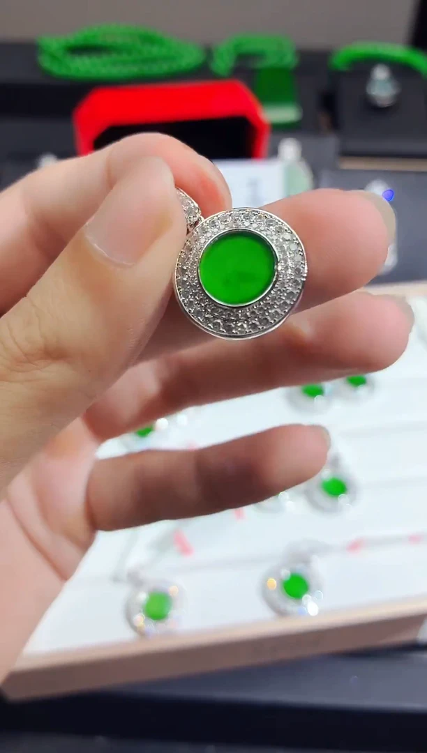 颈饰未镶嵌翡翠多样性发一5060