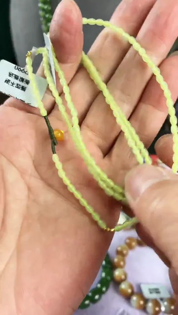 颈饰未镶嵌和田玉a3-43