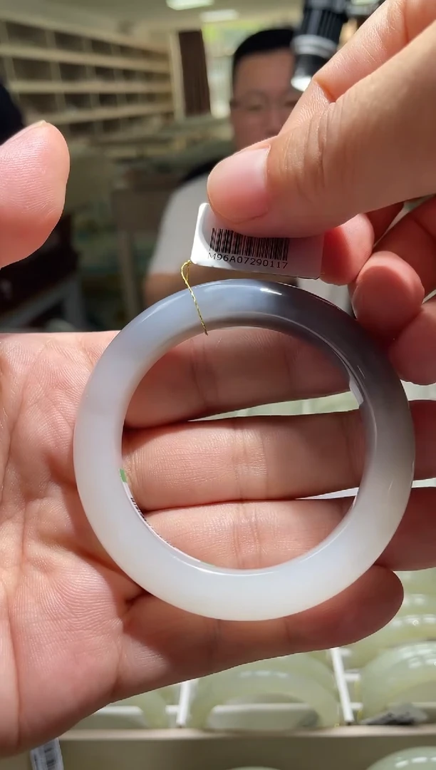 未镶嵌手镯和田玉53-54圈口 0117