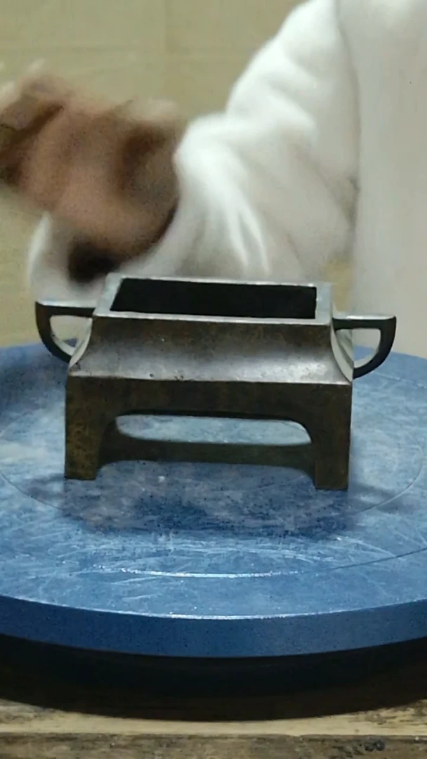 佛像樟*梓精品铜炉。。。