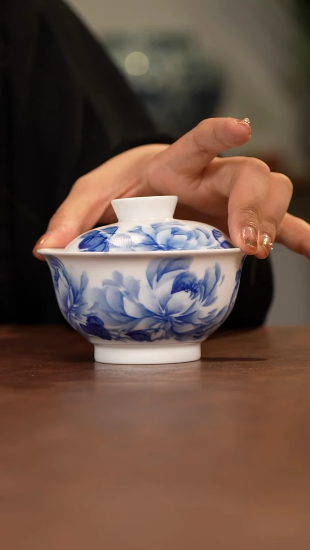 杯景德镇手绘青花大元宝盖碗