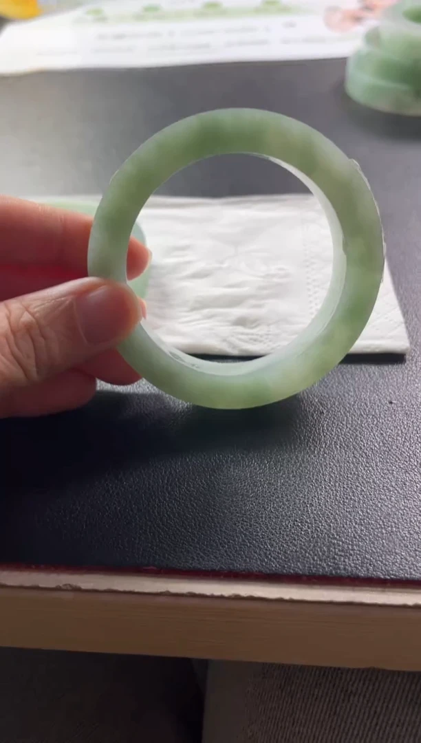 未镶嵌手镯定制翡翠可**团定制手镯ADL/DZS