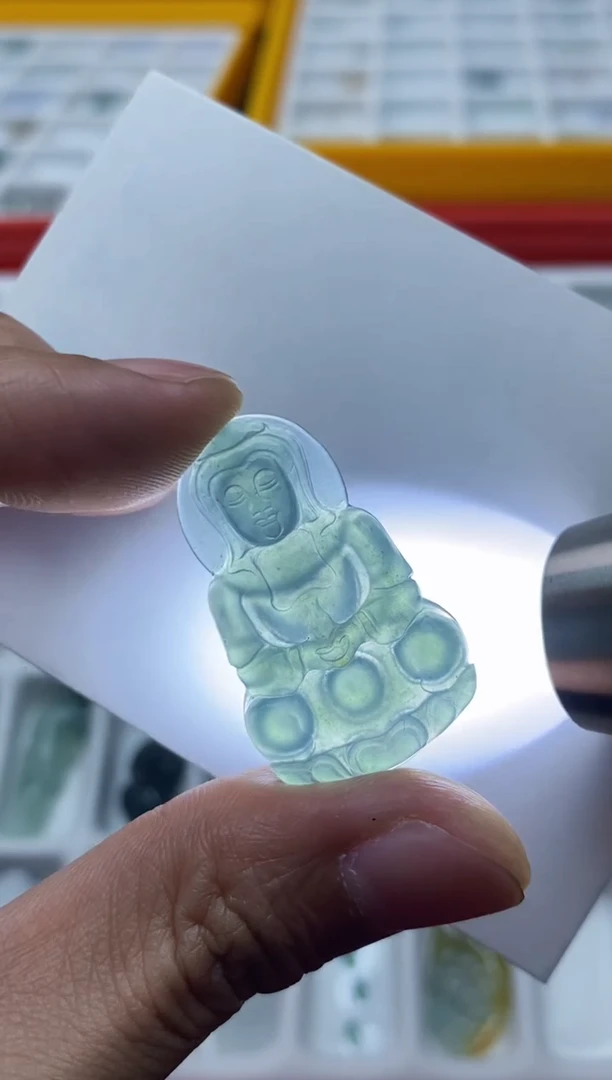 颈饰未镶嵌翡翠1