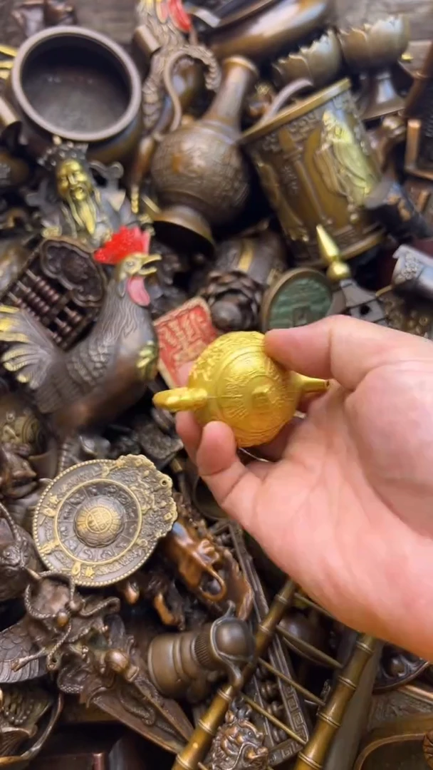 精美铜器，点击下单