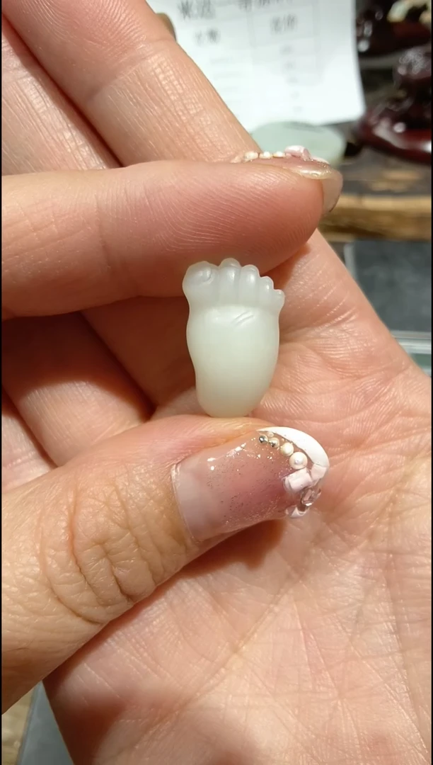未镶嵌手链和田玉小脚丫