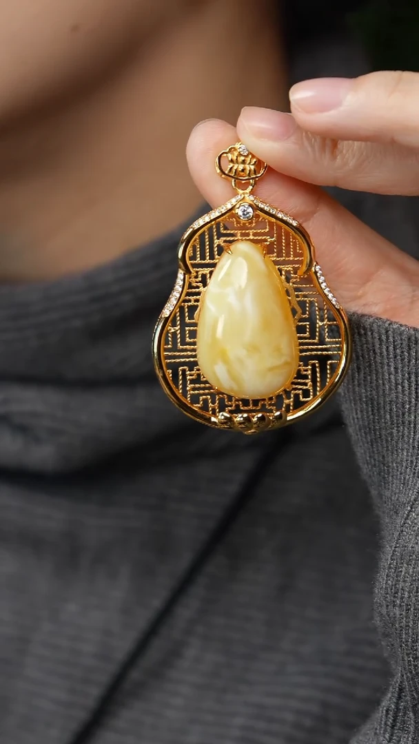 蜜蜡吊坠(赠链)银S925镶嵌-葫芦