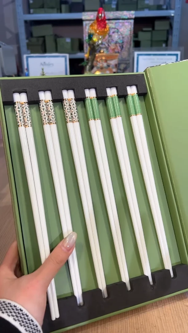 【闪购商品】杯74歌剧院筷子套六