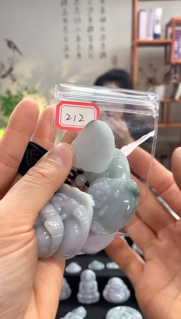 【闪购商品】翡翠颈饰未镶嵌佛公212 多样性发一件